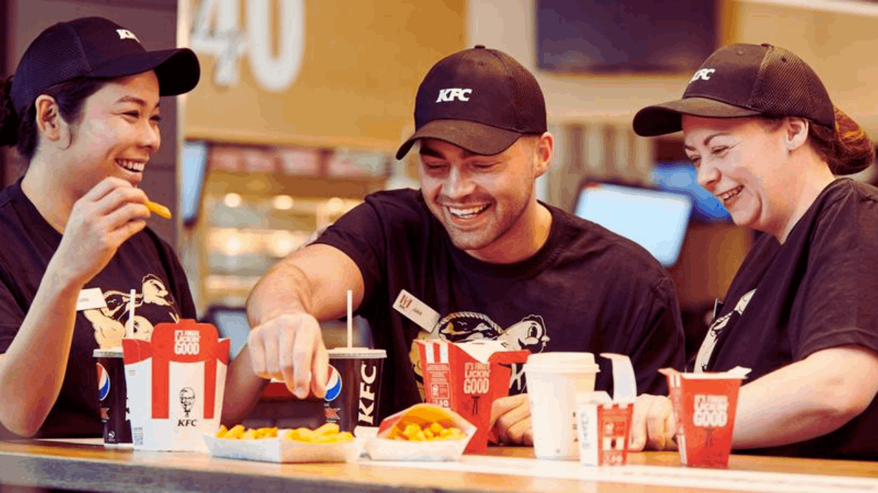 KFC - چگونگی درخواست کار در کافه‌های خودمانی